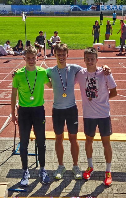 Medalje na posamičnem atletskem tekmovanju za srednje šole